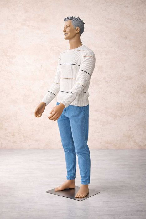 Manequim masculino em gesso
