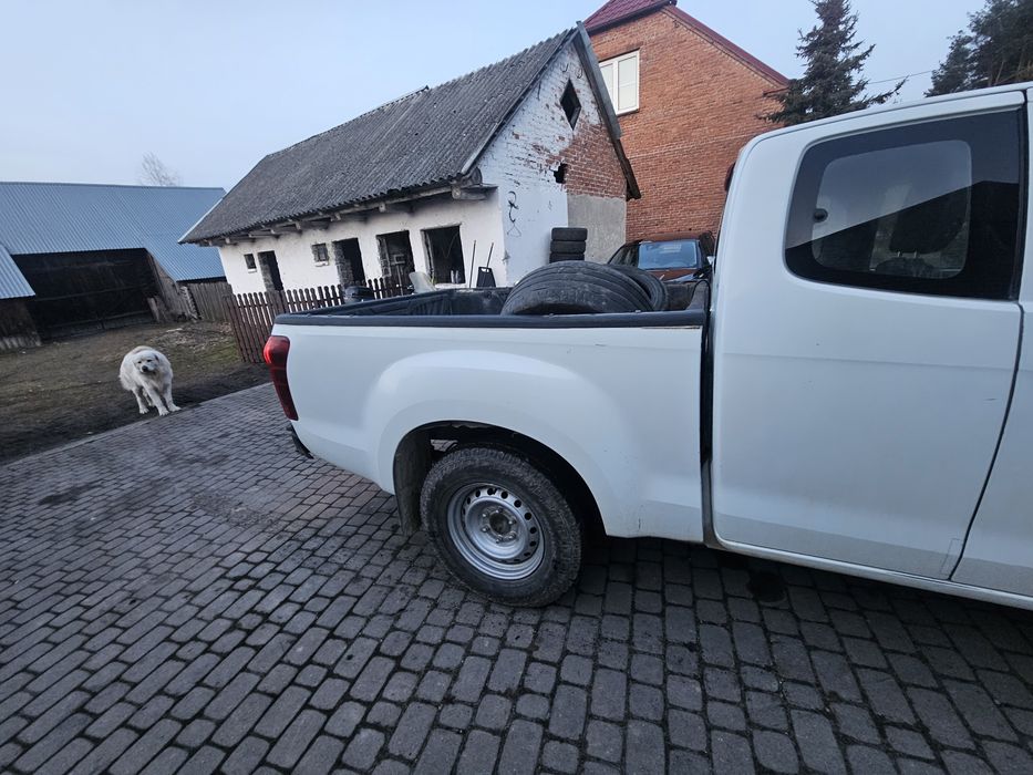 Isuzu D-max pickup 2018r 1.9 diesel sprawny na chodzie 73 tys przebieg