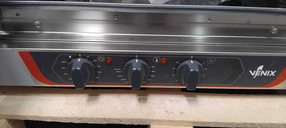 Forno Convetor 4 Tabuleiros - VENIX - NOVO