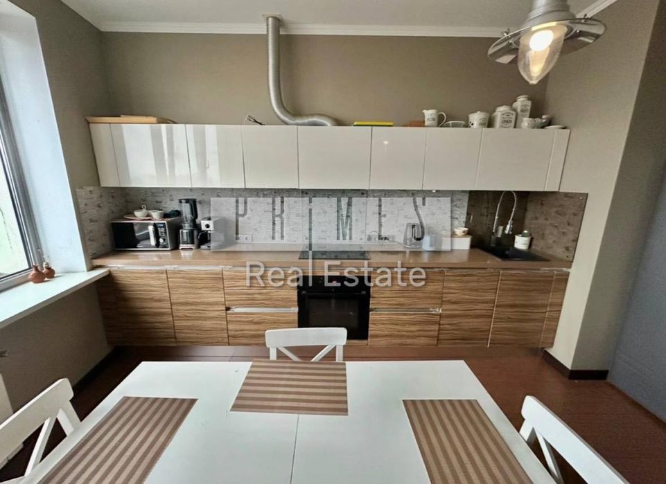 Оренда 3 кімнатної квартири 106 м2 вул. Князів Острозьких 46/2