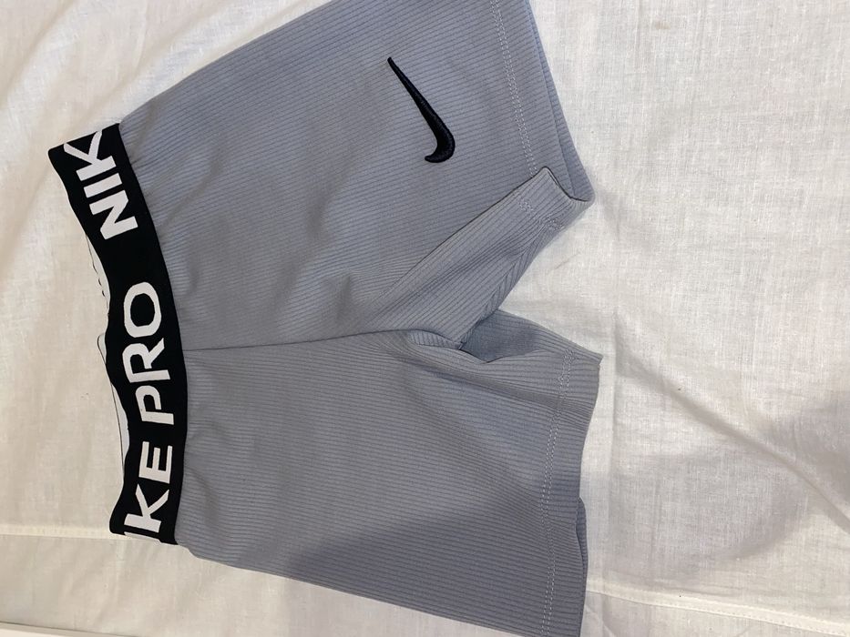 Костюм Nike pro шорти та топ оригінал