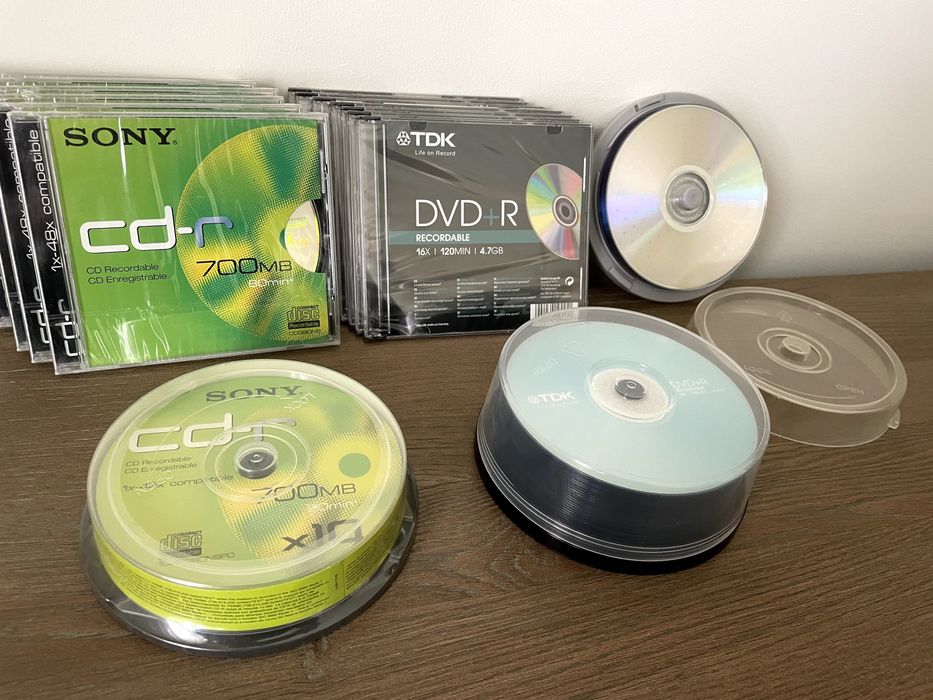 DVD+R e CD-R virgens, Jewel cases, Slim cases
