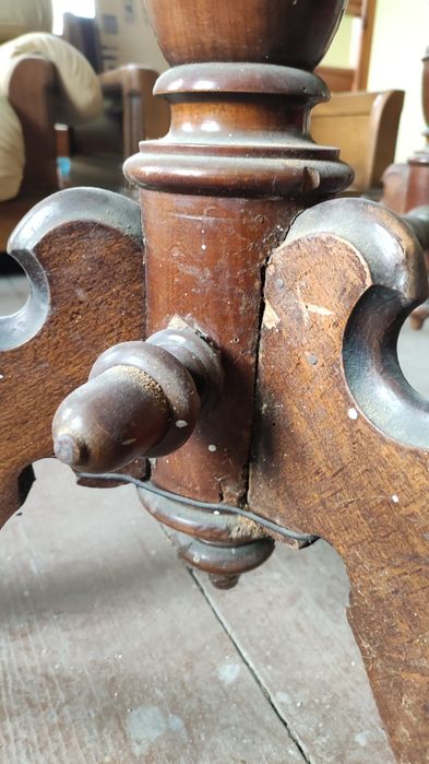 Stół przedwojenny do renowacji