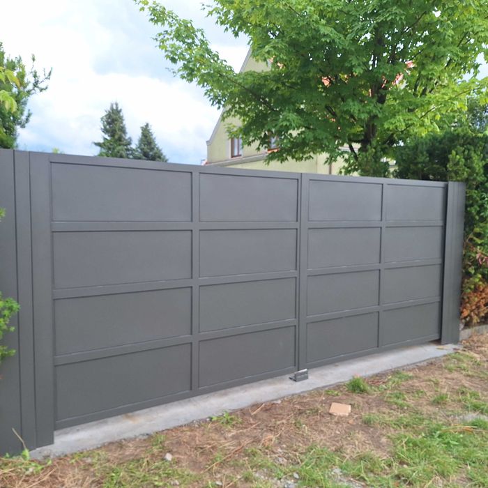 brama pełna aluminiowa lekka, trwała, estetyczna