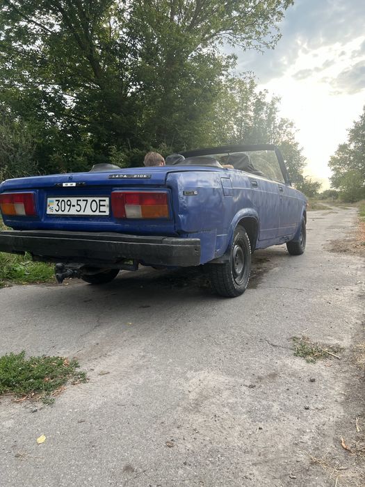 Продам ваз 2105.