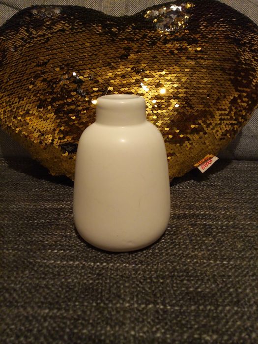 Dzbanuszek ceramiczny nowy bez metki