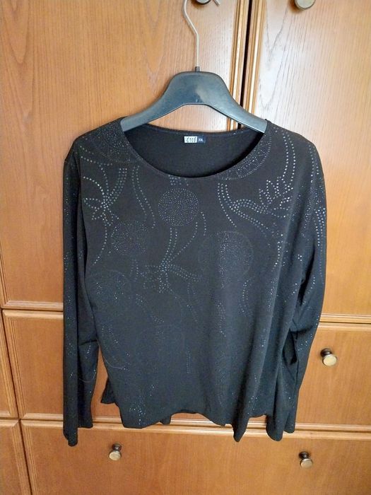 Camisola preta com estampado e efeito brilhante, XXL, TCO