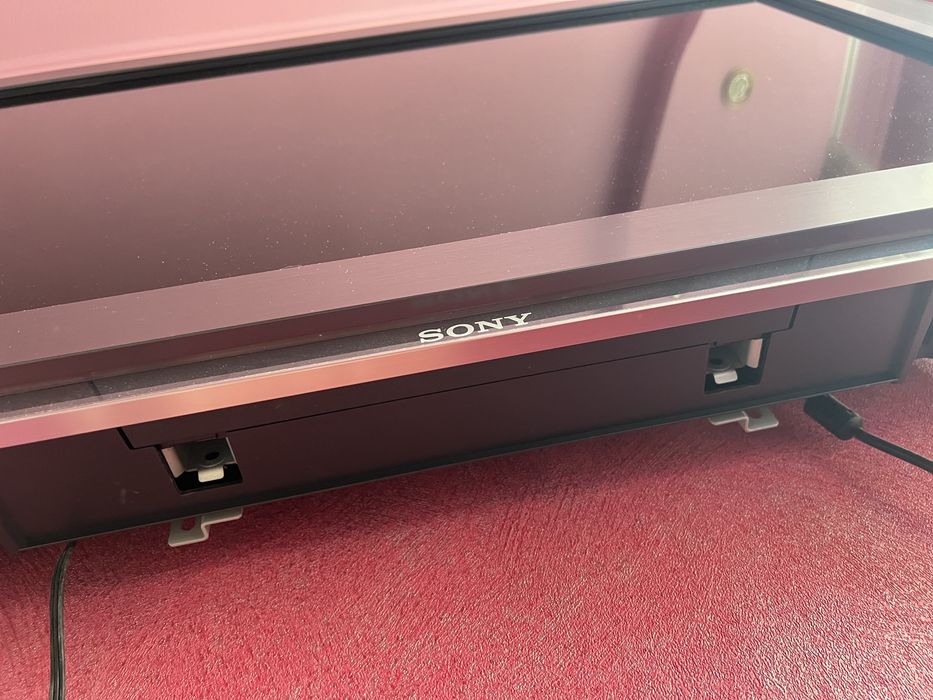 Телевізор 40" Sony Bravia KDL-40X3500 Full HD (працює, з пультом та підставкою)