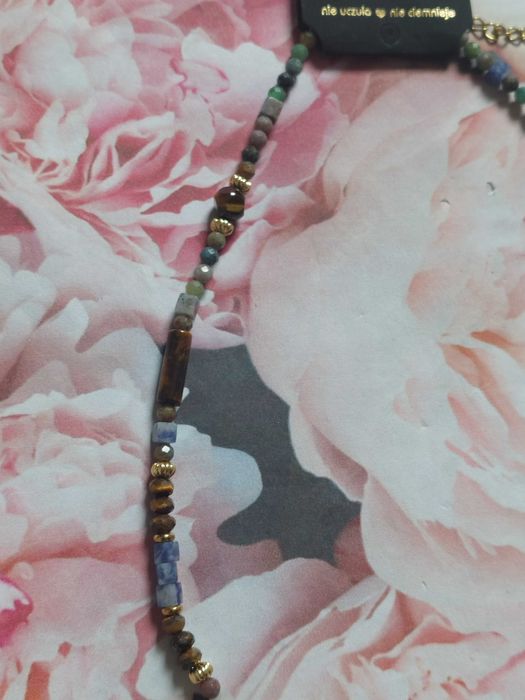 Naszyjnik z kamieniami