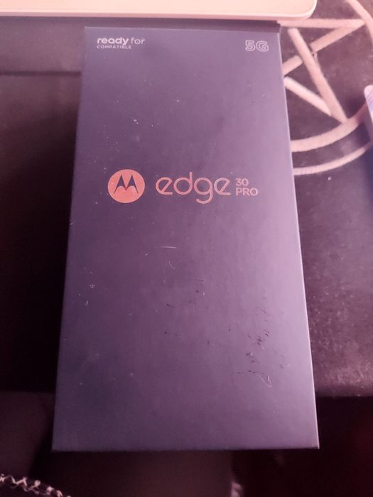 Motorola Edge 30 Pro (Como novo, na caixa)