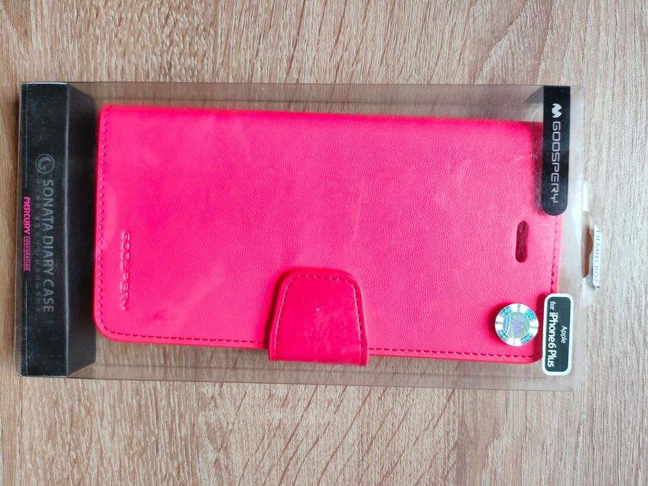 Zestaw etui na smarfony i tablety