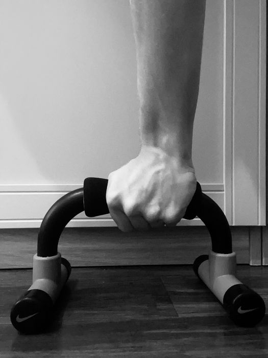 Uchwyty do pompek Nike