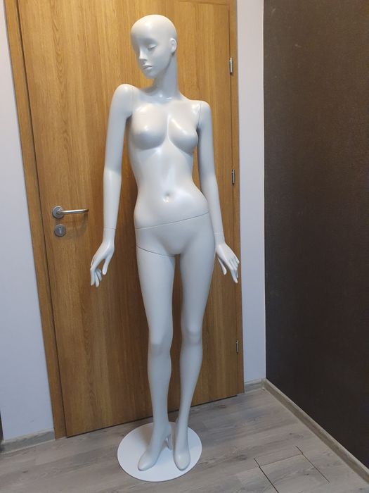 Manekin Genesis  damski calopostaciowy bialy matowy