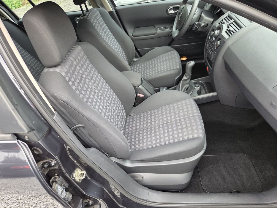 Renault Megane 1.6 Benzyna klimatyzacja alufelgi stan bdb!!!