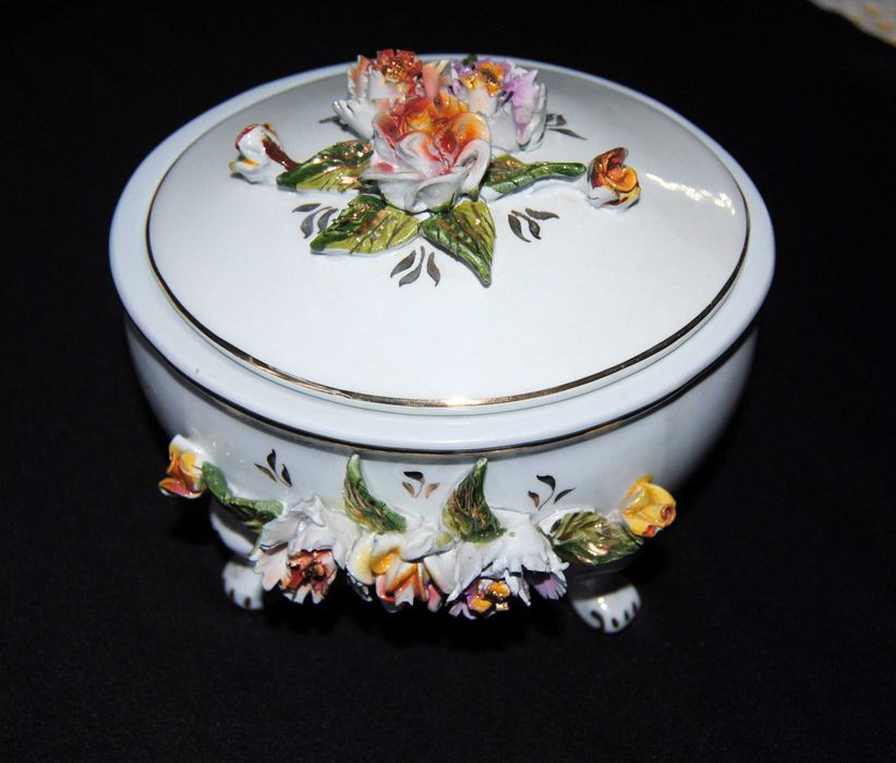 Guarda-Jóias + Passepartout em Porcelana Portuguesa