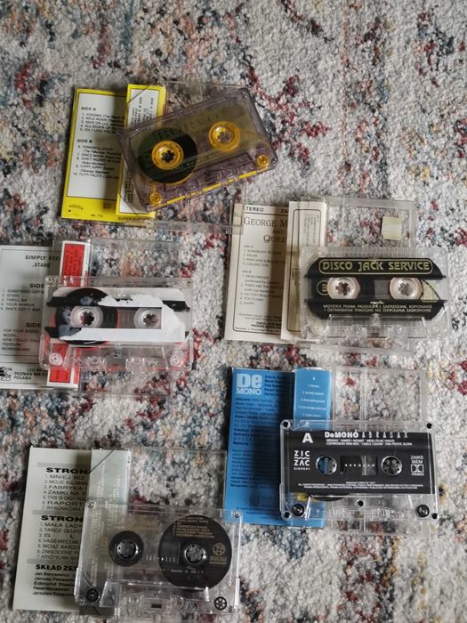 Kasety De Mono Coctail George Michael Simply Red 4 szt