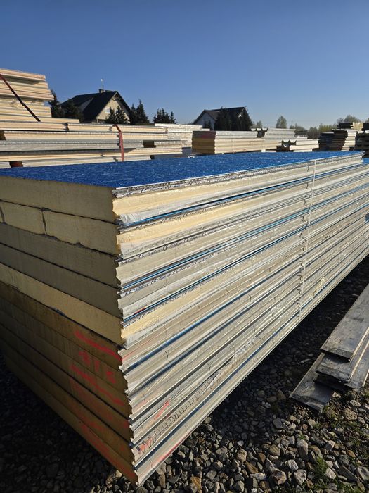 Płyta warstwowa Płyty warstwowe ścienne i dachowe – dostępne od ręki
Oferuję nowe płyty warstwowe w różnych wariantach – zarówno ścienne, jak i dachow