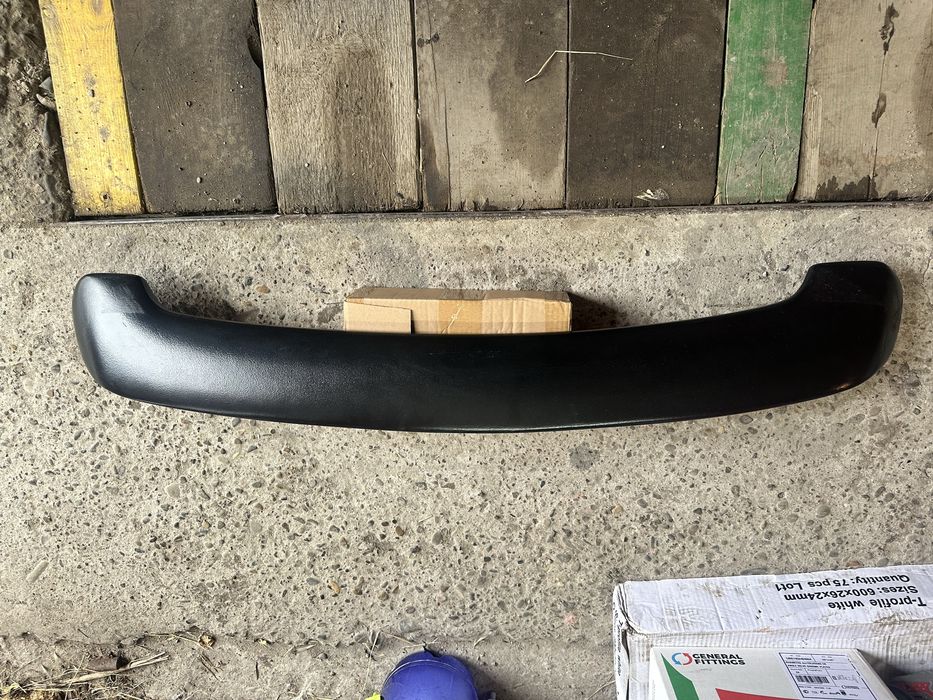 Спойлер фольцваген golf 4