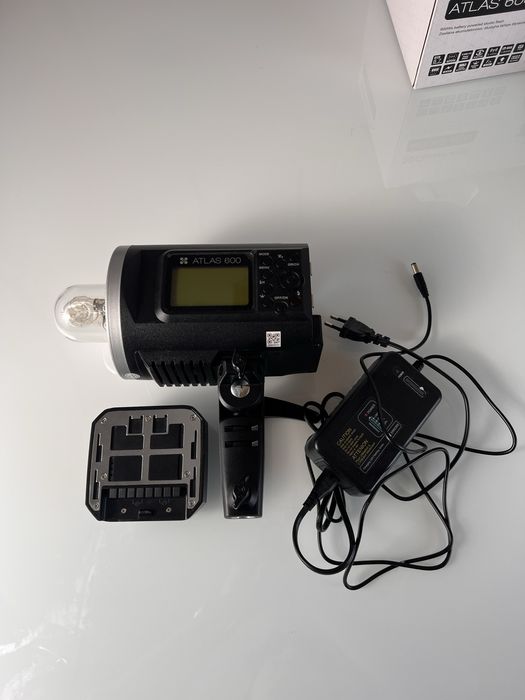 Lampa błyskowa Quadralite Atlas 600