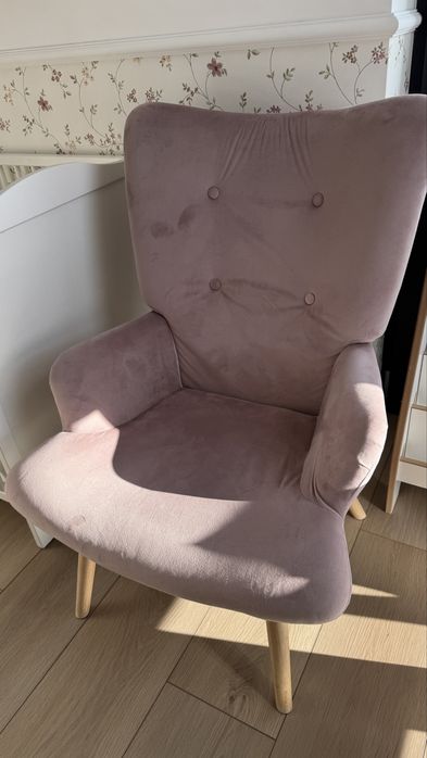 Fotel Moss uszak Homla liliowy fiolet róż
