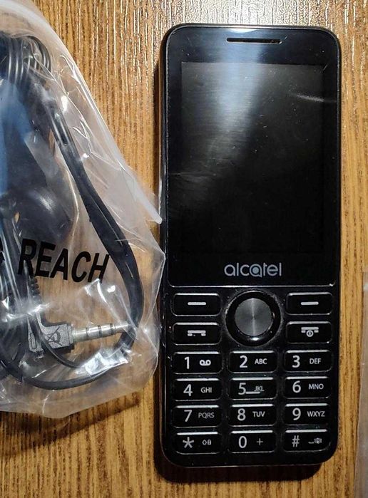 Telefon klasyczny Alcatel TCL 2003D na dwie karty SIM bez simlock