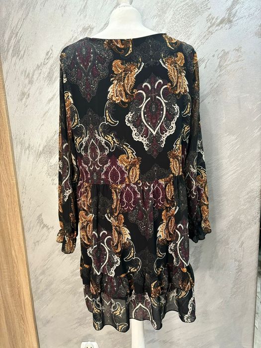 Luźna sukienka na codzień czarna print oversize Made in Italy