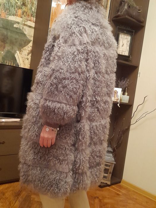 Шуба лама натуральная хутряне пальто Італія Byteso