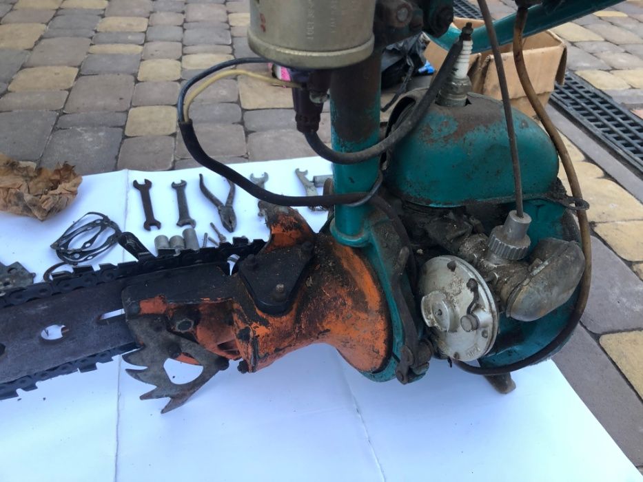 Бензопила Дружба 4 (бензиновая пила) СССР