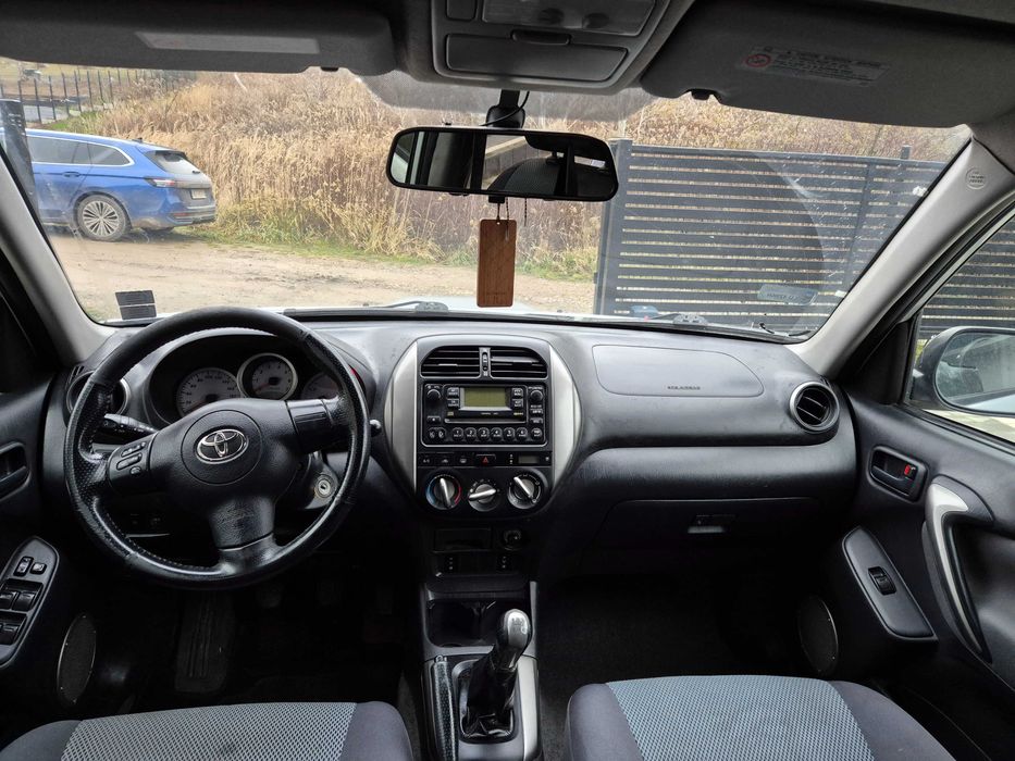 Toyota rav4 2.0D, 4x4, Hak, klimatyzacja