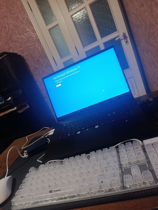 Razer Blade 15 (2021 advanced) RTX 3070,16 GB DDR,512 GB SSD,I7-11800h