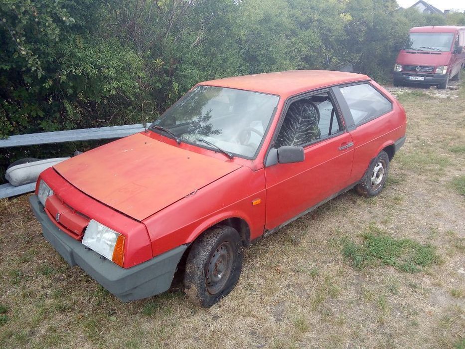 Łada Samara zderzak  tył  nosek