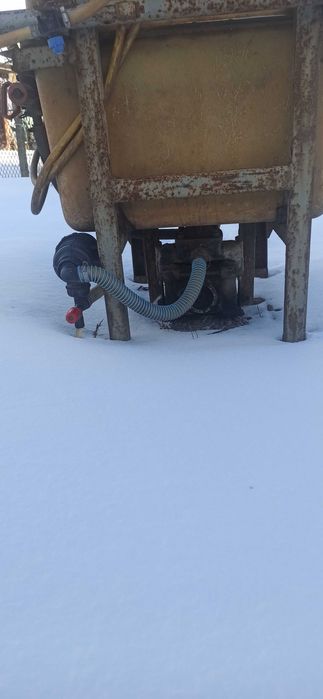 Оприскувач  на 300 л