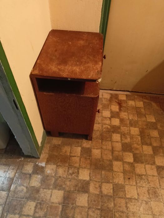 Szafka vintage cena 100 zl sprzedam