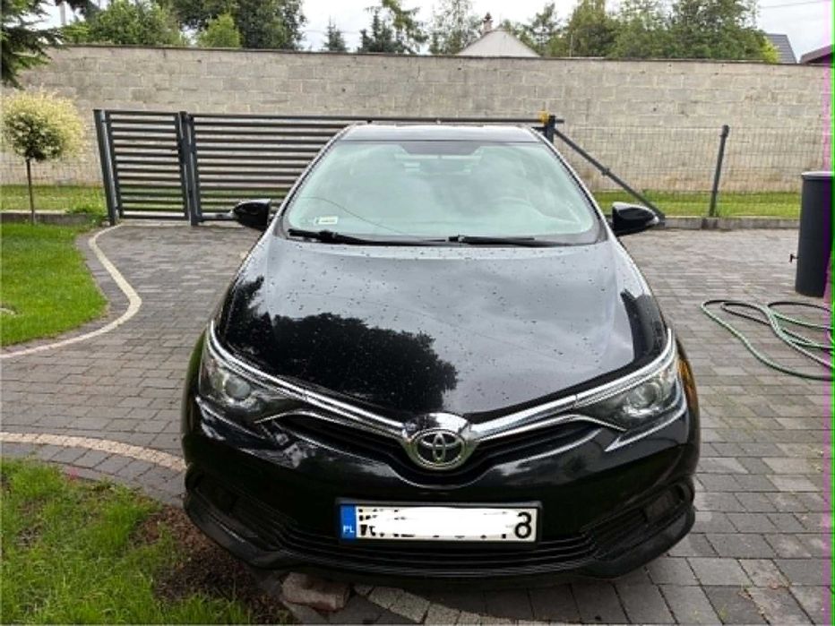 Samochód Toyota Auris