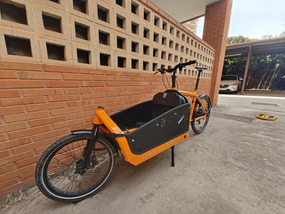 Cargo Bike - Larry vs harry