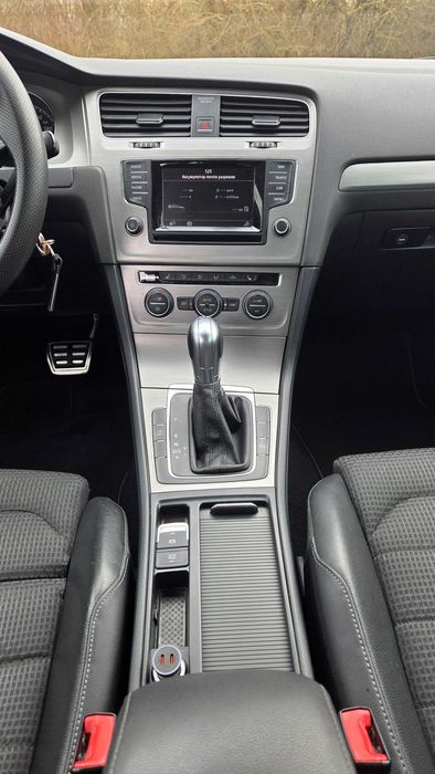 VW Golf 7 Variant 1.6TDI DSG AUTOMAT. Чудовий стан. Новий мехатронік, счеплення, маховик і інше
