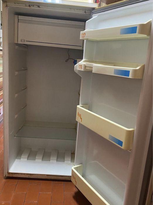 Frigorifico Ariston (1 porta)