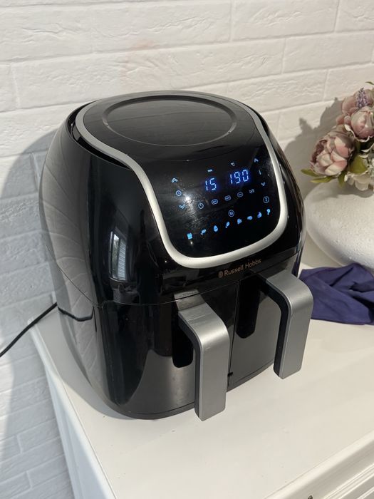 Аэрогриль Russell Hobbs satisfry snappi