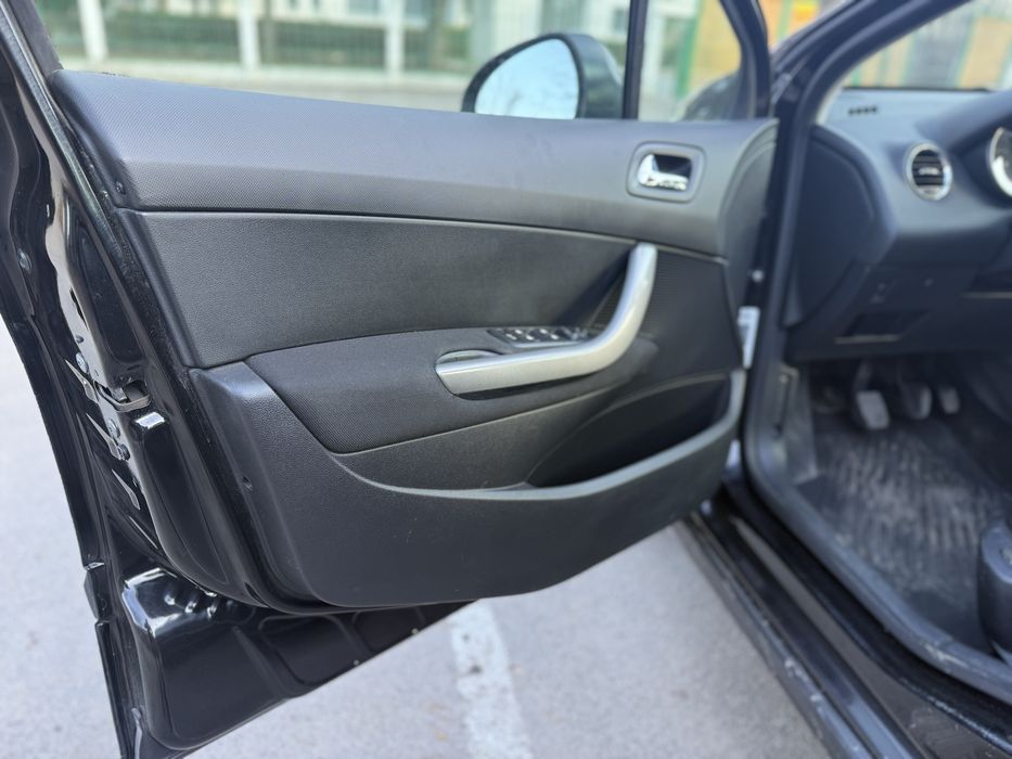 Peugeot 308 ,2008гв