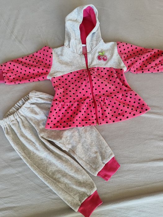 Zestaw ubrań dla dziecka