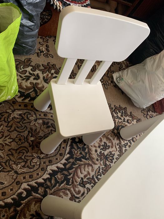 Комплект дитячих меблів столик та стільчик Ikea Mammut