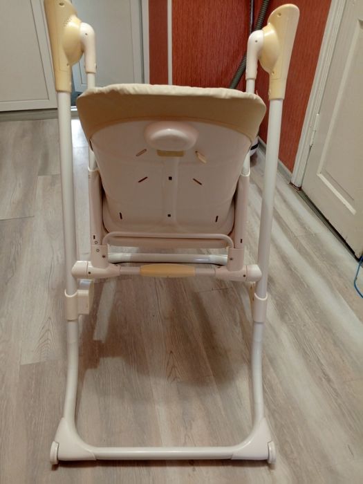 Продам дитячий стільчик для годування