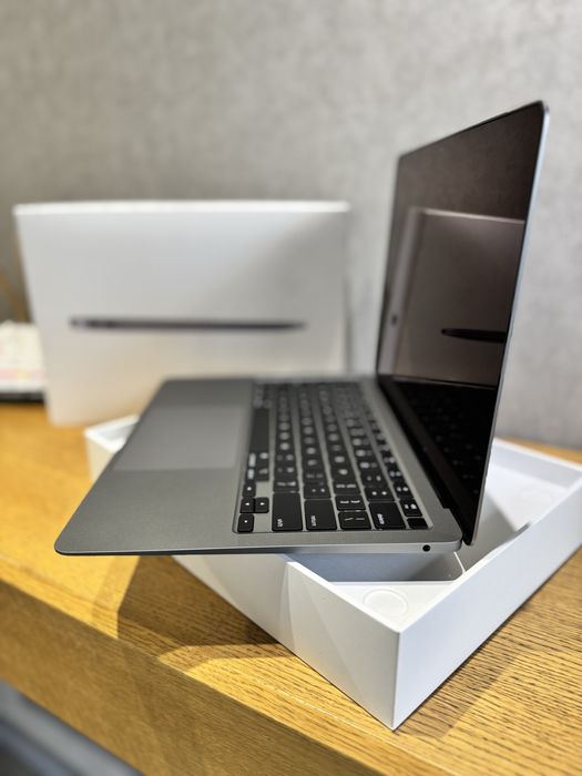 Open Box MacBook Air 13’ 2020 M1 8/256Gb Space Gray (MGN63)