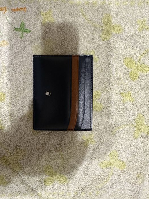 Кардхолдер Montblanc - новий
