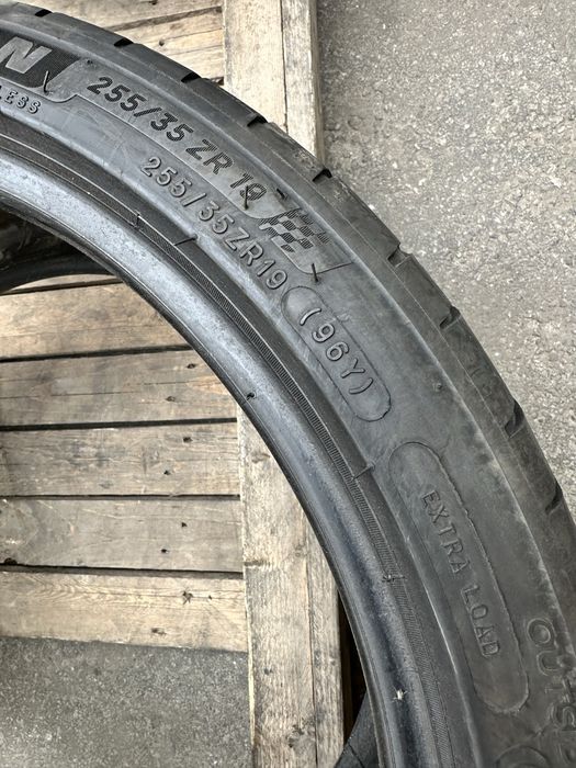 Шини 255 35 19 96Y XL Michelin Pilot Sport 4 пара