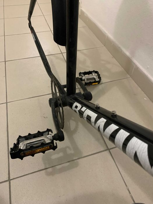 Quadro de Bicicleta BTWIN ROCKRIDER com Travões Acera Shimano v-brake