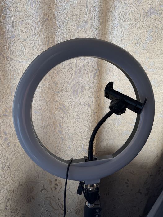 Кольцевая лампа 25см