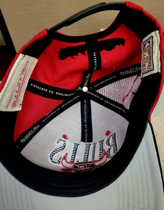 Chicago Bulls Mitchell & Ness 100% wełna czapka z daszkiem unisex
