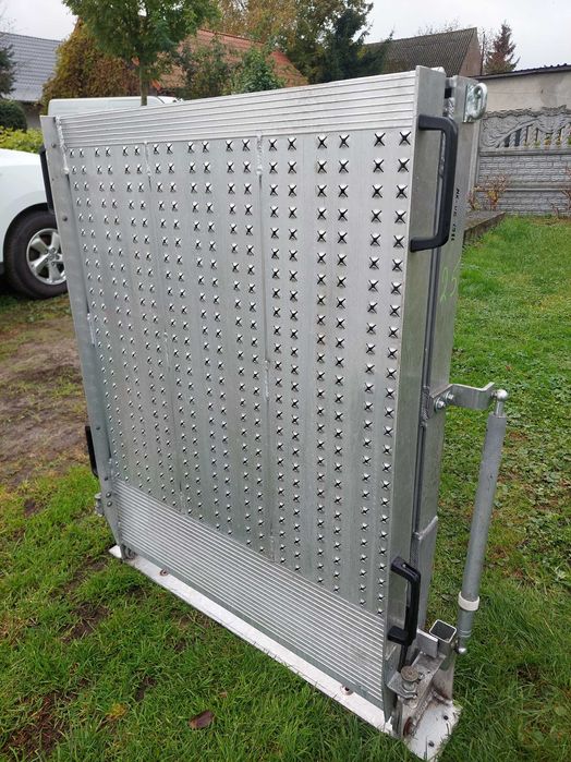 Rampa Załadowcza do busa Nr25   240x90X124