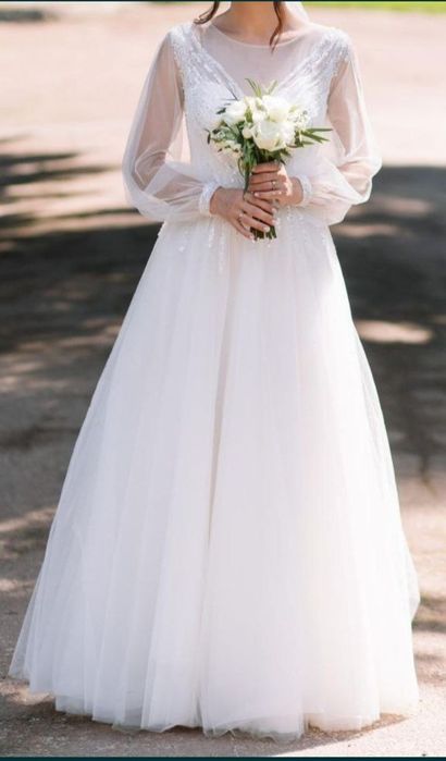 Весільна сукня без дефектів